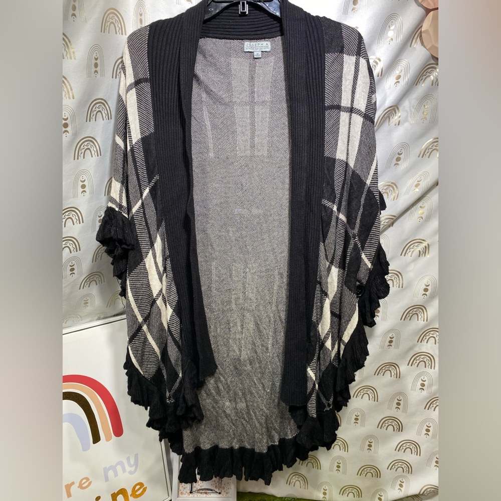 Joseph A. Black and Gray Textured Sweater